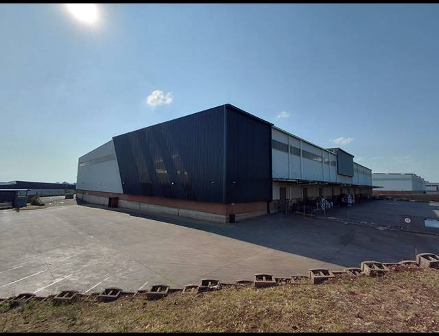 11,694M² WAREHOUSE TO LET IN CLAYVILLE
